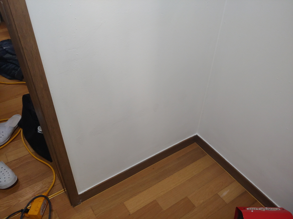 31490606_kseIN31G_e542b1c1fc07d1b68a8a4af7d66e0635ff652c62.jpg 이미지크게보기